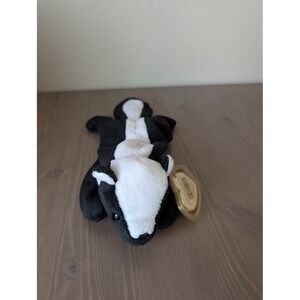 Ty Beanie Babies Stinky the Skunk Plush Black White Vintage Style 4017 Tag